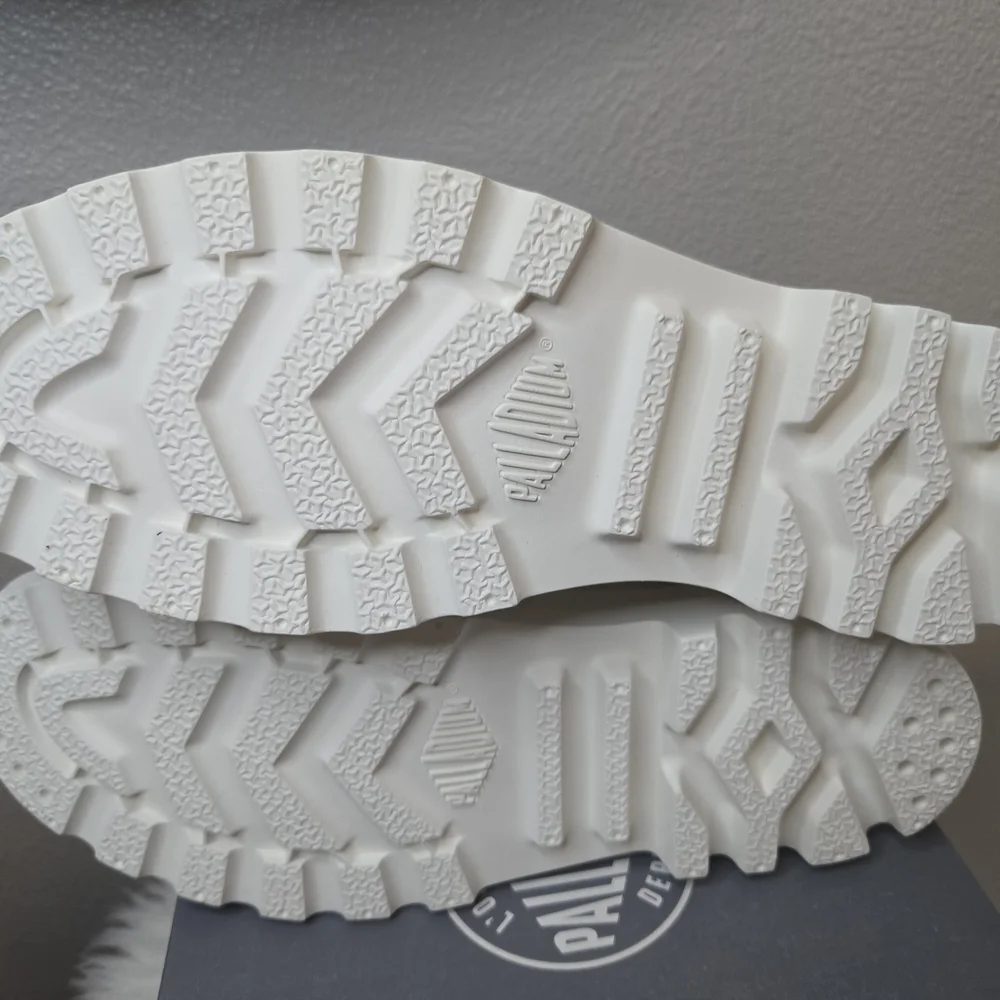 Palladium Womens Pampa White High-Top Sneakers Ret $140 - Picture 10 of 11